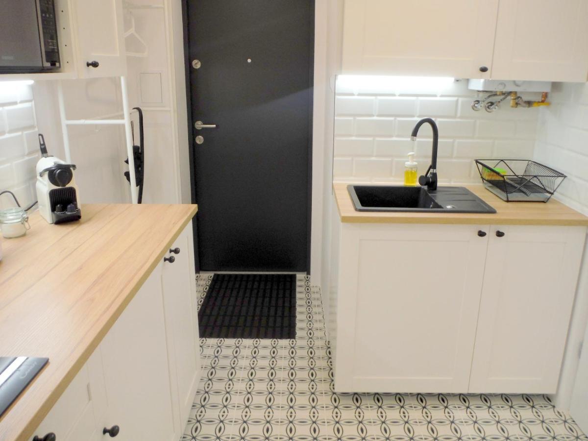 Kato Point Apartament *